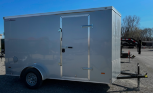 Read more about the article Finding the best Enclosed Trailers for Sale in 2026